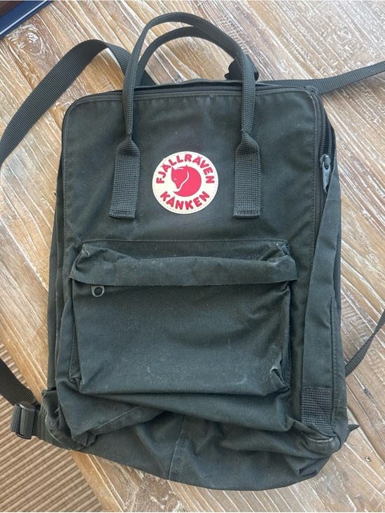 Fjallraven Other - Fjallraven Kanken backpack in black with red logo